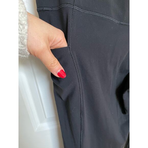 Athleta Salutation Stash High Rise Flare Pant Black Compression Waistband 1X - Picture 5 of 12